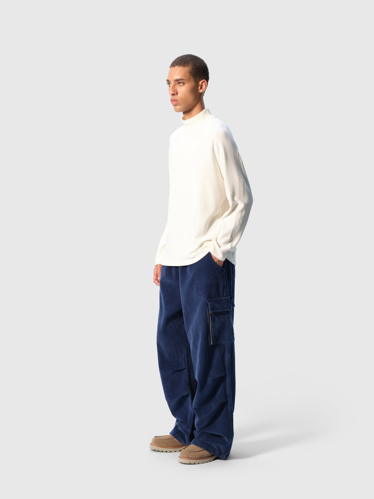 #Color_NAVY