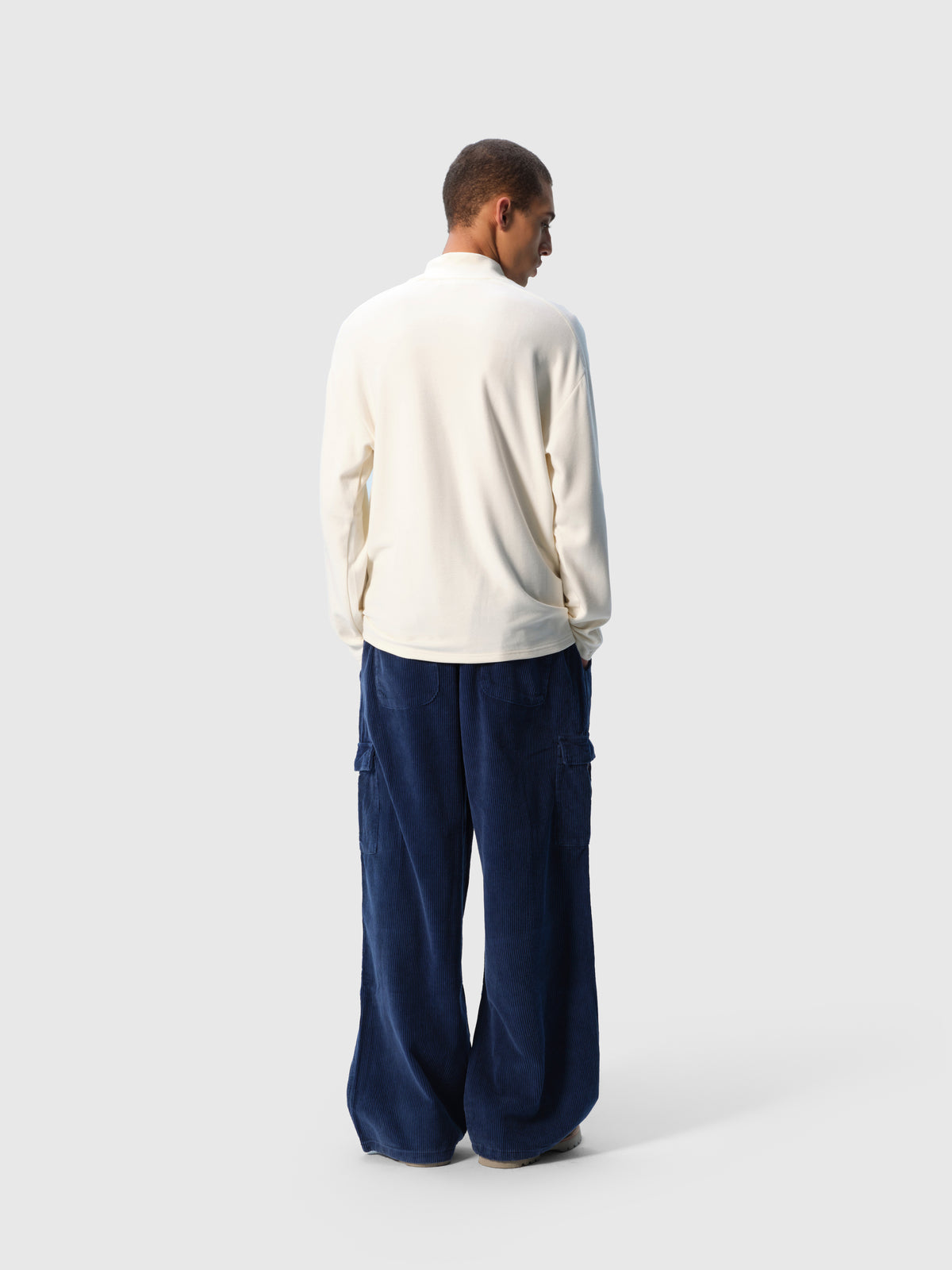 #Color_NAVY