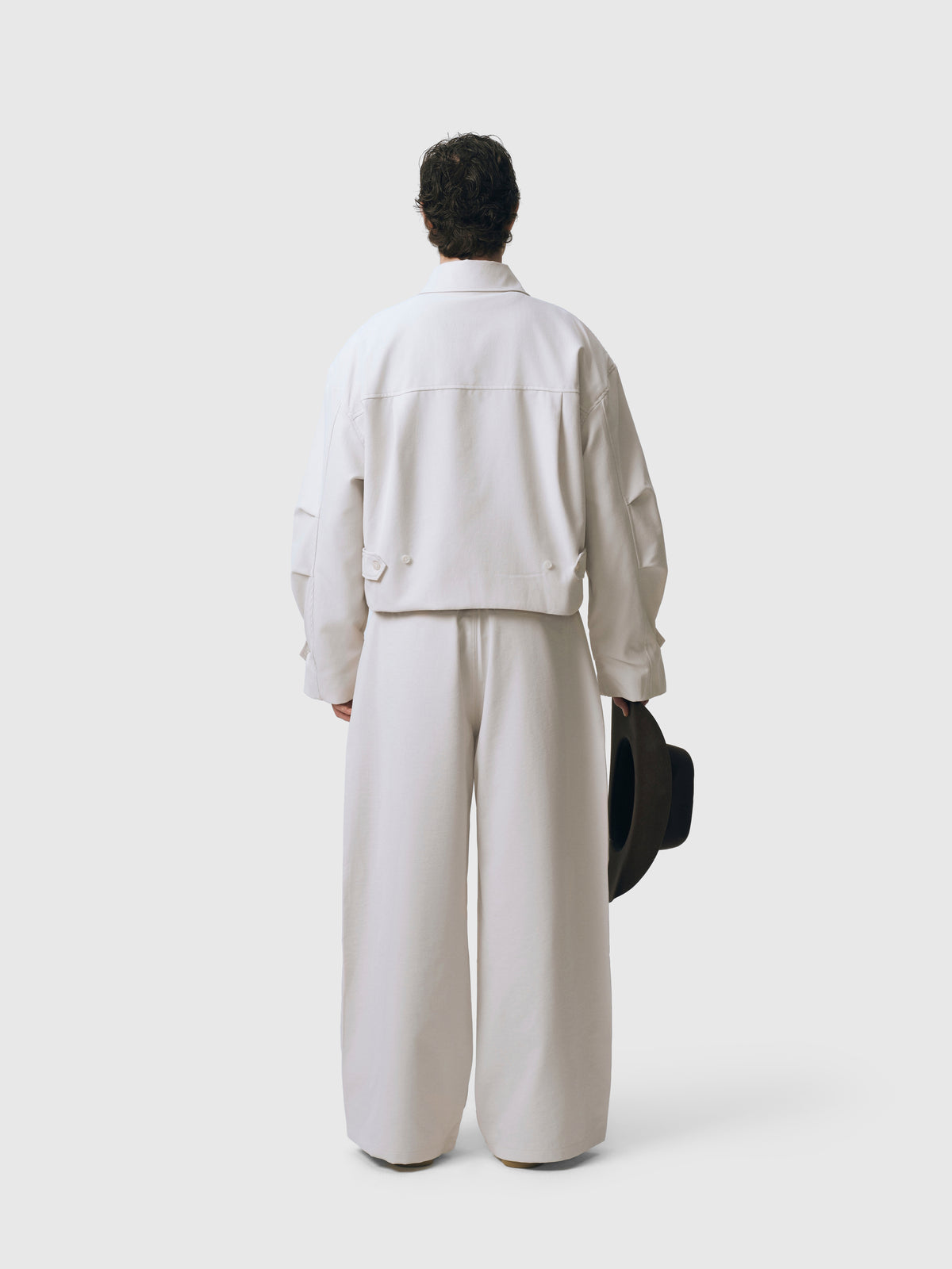 #Color_VINTAGE WHITE
