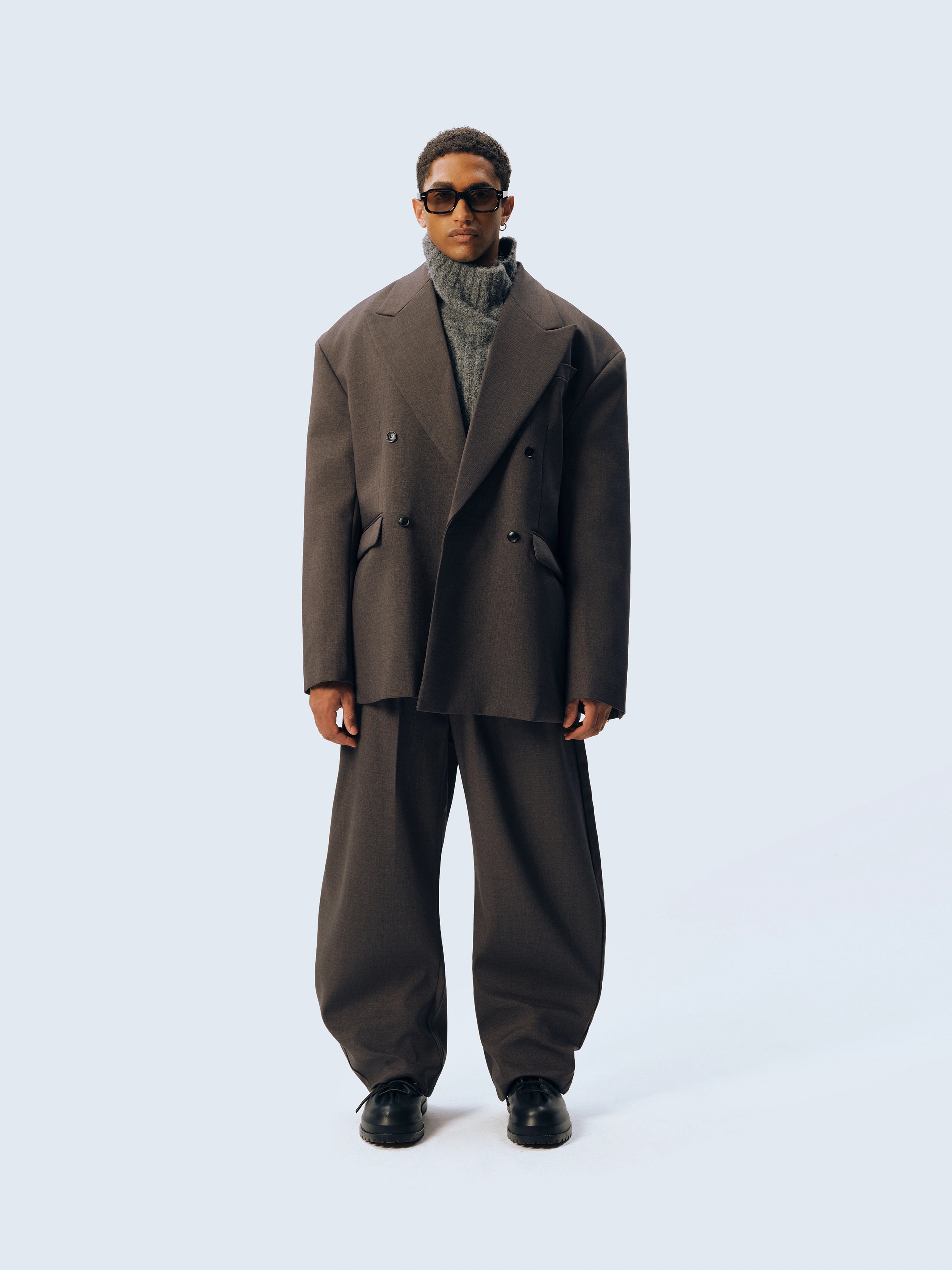 Curved Trousers