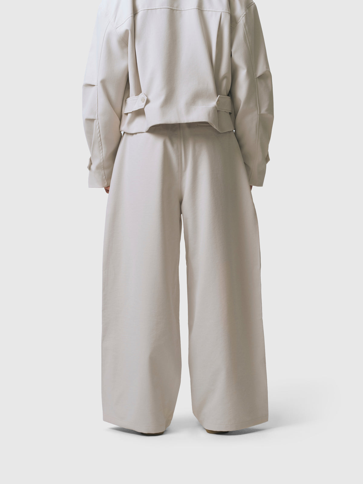 #Color_VINTAGE WHITE